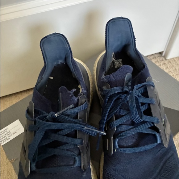 Adidas Men's Swift Run 22 Lace Up Running Sneakers - Picture 4 of 8